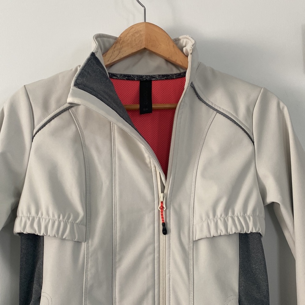 Mondetta Softshell Jacket Size Small Off-White Wi… - image 8